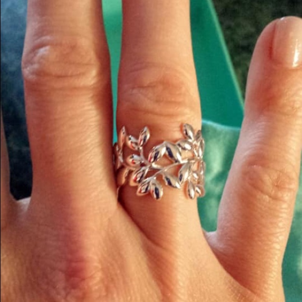 Olive branches ring